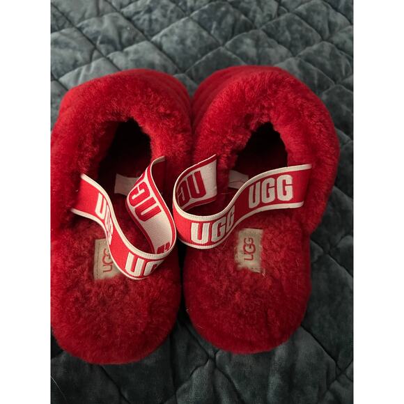 Great Condition Ugg Fluff Yeah Slides Red Womans Size 9 US - Picture 4 of 7